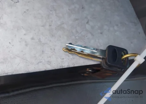 2002 Ford Econoline E150 Van from USA, damaged, VIN 1FTRE142X2HB01061